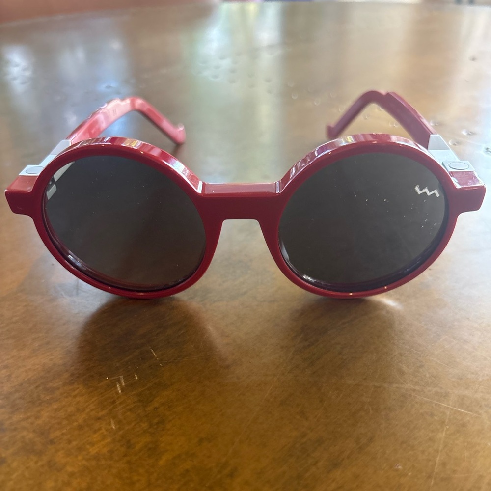 Red Round Sunglasses
